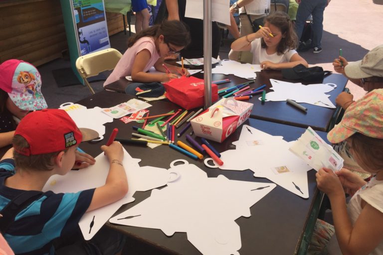 Atelier customisation petite boîtes Monacology 2018